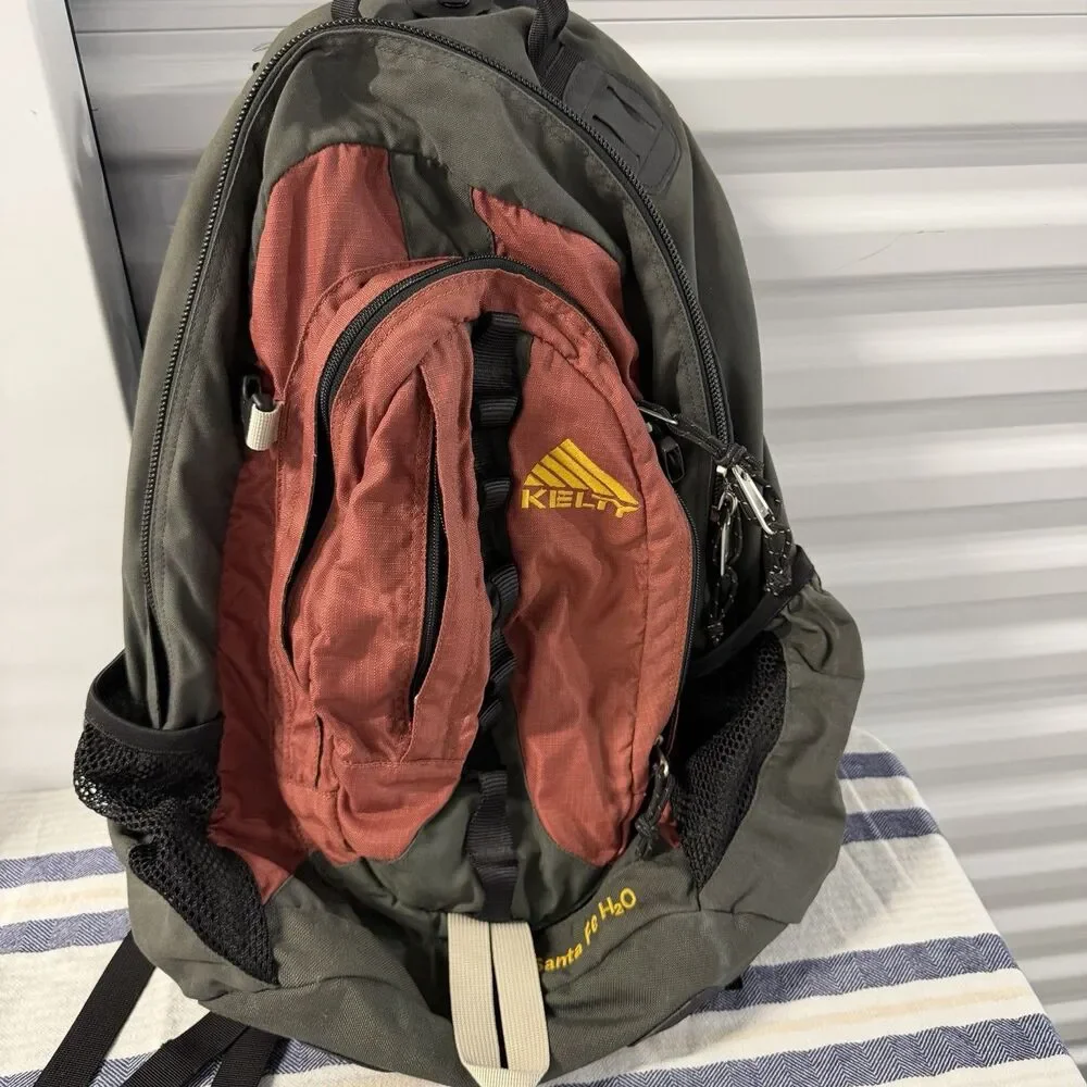 Kelty Santa Fe H2O Hydration Backpack Hiking Daypack Camping Green Red